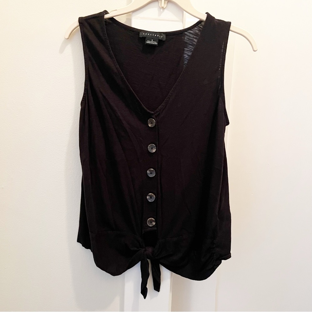 Sanctuary Button Front Tie Front Tank Top‎